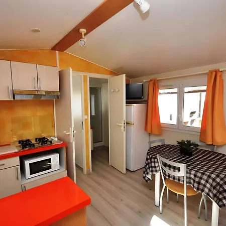 Casa En Conil Con Piscina Privada, Wi-fi Y Aire Acondicionado - Es-180-90