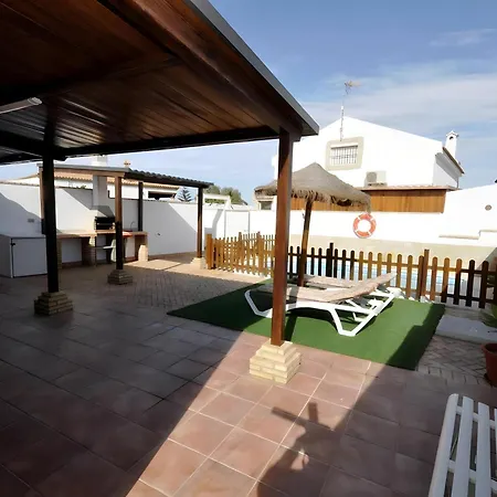 Casa En Conil Con Piscina Privada, Wi-fi Y Aire Acondicionado - Es-180-90 * Conil De La Frontera