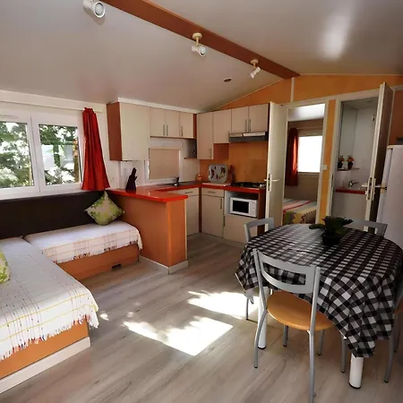 Holiday home Casa En Conil Con Piscina Privada, Wi-fi Y Aire Acondicionado - Es-180-90 *